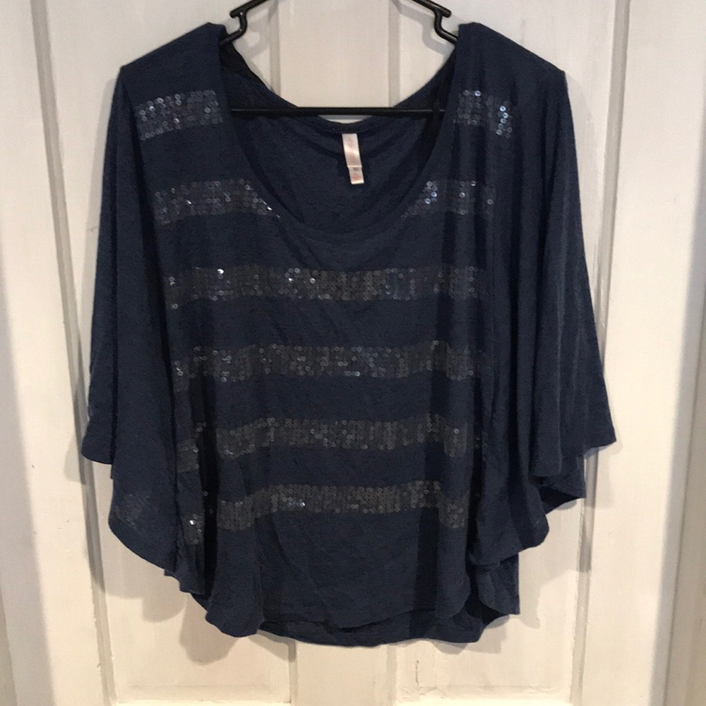 Xhilaration top